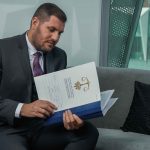 What To Expect When Hiring A Commercial Law Firm