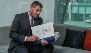 What To Expect When Hiring A Commercial Law Firm